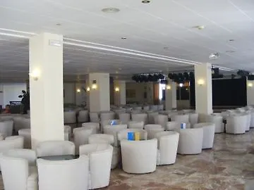 Globales Patos Park Hotell 4*