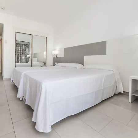 Globales Patos Park 4*