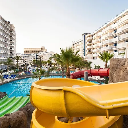 Globales Patos Park Hotell 4*