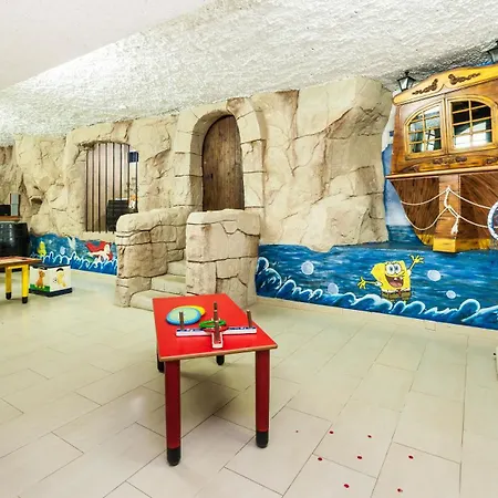 Hotell Globales Patos Park