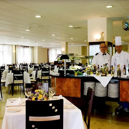 Hotell Globales Patos Park 4*